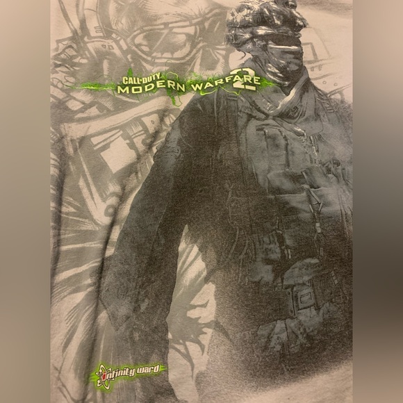 Vintage MW2 T-shirt - Picture 2 of 2